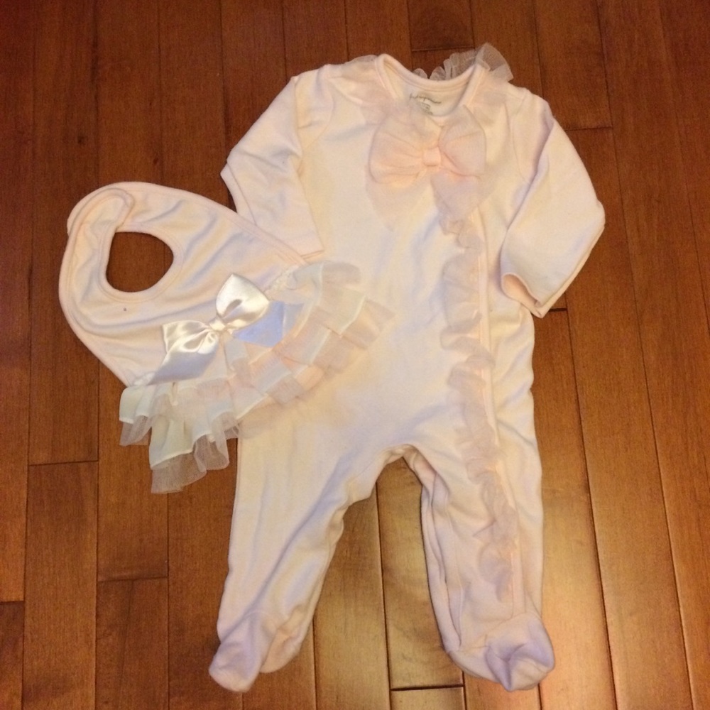 First Impressions 3-6M footed onesie and bib set